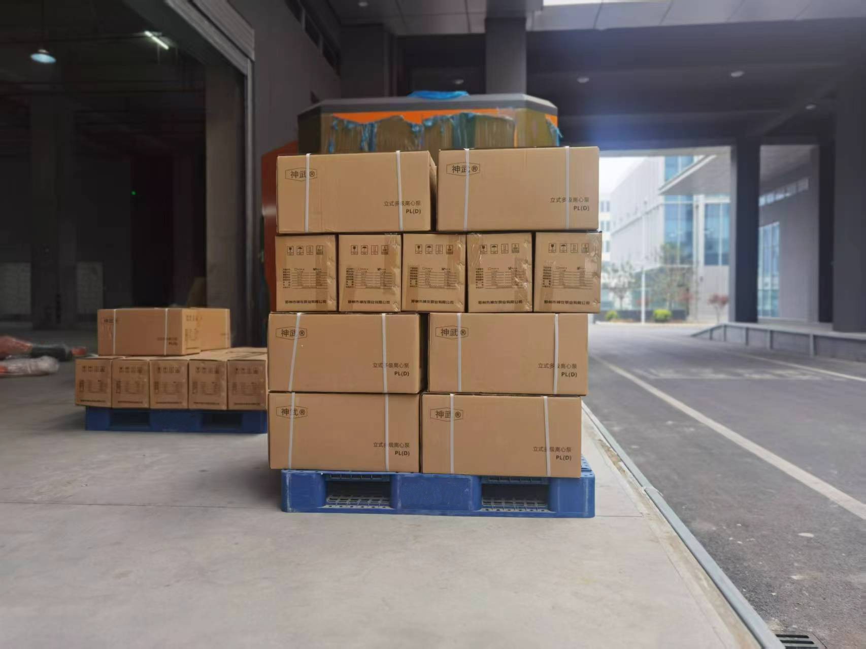 水肥機多級離心泵運抵客戶工廠